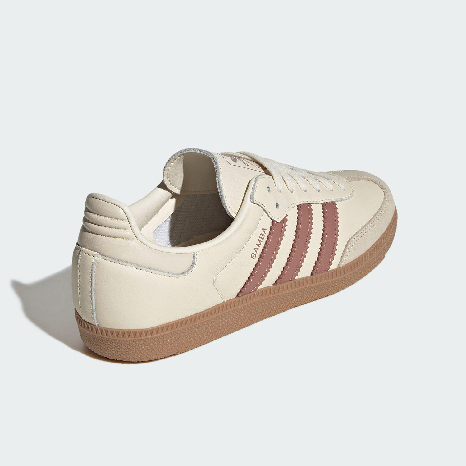 نيو بالانس NB 550 حذاء كرة سلة - مراجعة New Balance Shoes 550 وسعره
