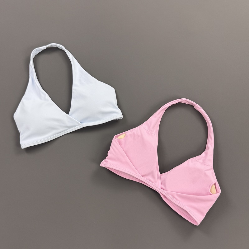 بلوزة رياضية نسائية برقبة هالت - مراجعة Sports Bra Racerback وسعره